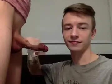 Chaturbate Watch Live Sex Cams of ashingwest97