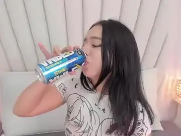 Chaturbate Live Sex Cam of cassie666_