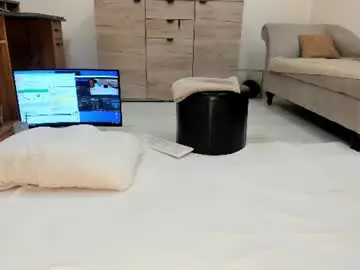 Chaturbate Watch Live Sex Cams of classy_medeeea