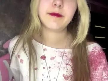 Chaturbate Live Sex Cam of glenniekinney