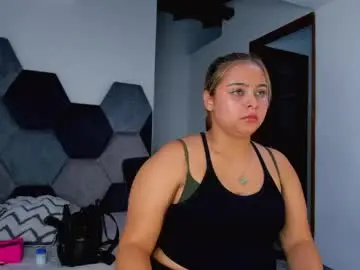 Chaturbate Sex Cam of mikaelastonne