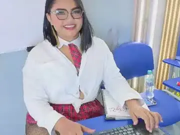 Chaturbate Nude Webcam of abigail_moore1