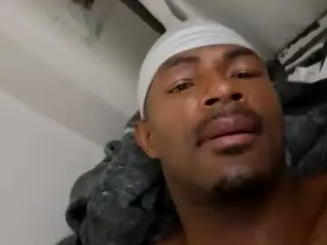 Chaturbate Free Porn Cam of moneymike31