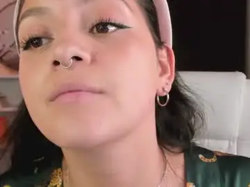 Chaturbate Live Porn of nahiapaws