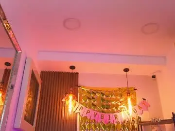Chaturbate Free Porn Cam of cherry_vixen_