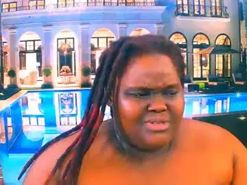 Chaturbate Live Sex Cam of ebonyhotbuns4u2luv