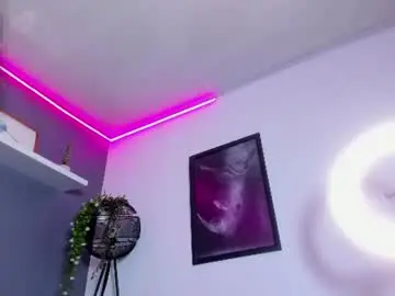 Chaturbate Free Live Porn of emma_spicy_