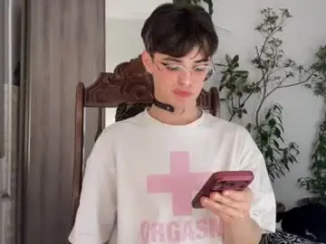 Chaturbate Live Sex Cam of herman_gross