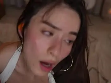 Chaturbate Sex Cam of emyii