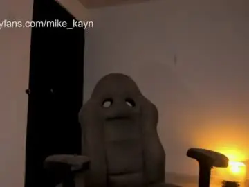 Chaturbate Free Porn Cam of kayn_morningstar