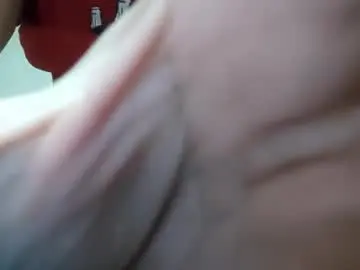 Chaturbate Live Sex Cam of littlelover89