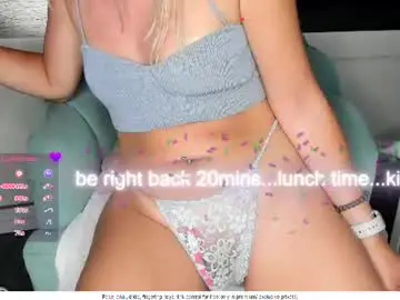 Chaturbate Live Sex Cam of zzzbutterflyxxx