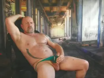 Chaturbate Live Porn of chattomanlyguy