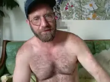 Chaturbate Nude Webcam of hairyfitguy444
