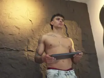 Chaturbate Sex Cam of joseph__boy