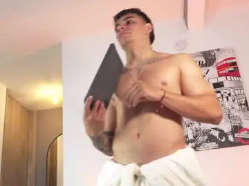 Chaturbate Live Sex Cam of joseph__boy