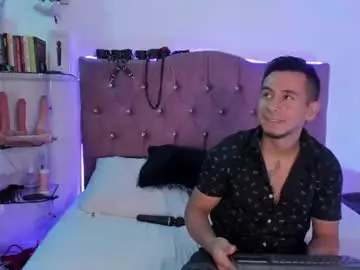Chaturbate Live Sex Cam of konan_atsukooo