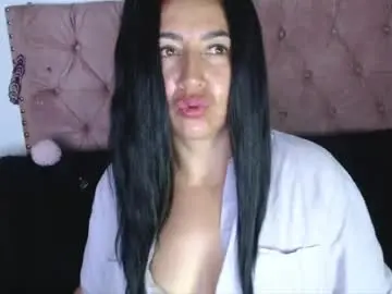 Chaturbate Adult Video Chat of misslucyy1