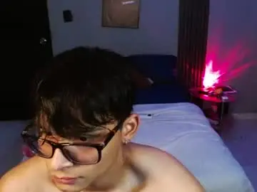 Chaturbate Sex Cam of mr_yisuz
