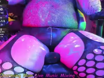Chaturbate Live Sex Cam of charming__man