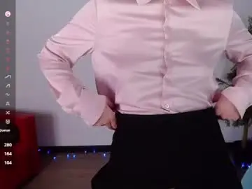 Chaturbate Live Sex Cam of izzy_cam