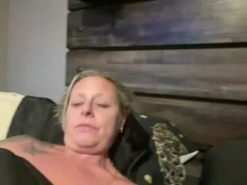 Chaturbate Adult Webcams of lindaslounge