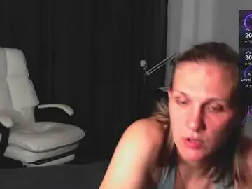 Chaturbate Live Sex Cam of margoo_77