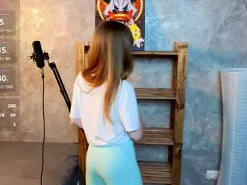 Chaturbate Live Sex Cam of moliacenamere
