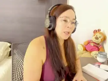 Chaturbate Free Live Porn of nathalyrae41