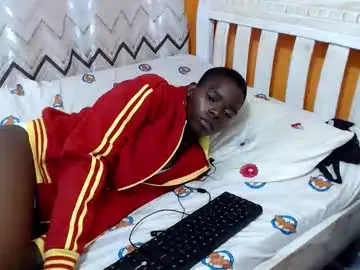 Chaturbate Free Live Porn of petite_love01