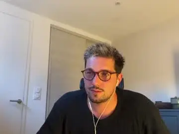 Chaturbate Live Sex Cam of thefrenchie_1