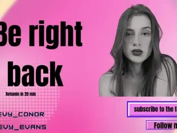 Chaturbate Live Sex Cam of zaphiro__skye