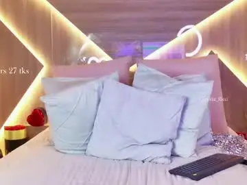 Chaturbate Live Sex Cam of carlotta_ricci