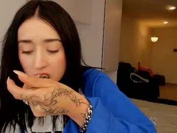 Chaturbate Nude Webcam of eileenford