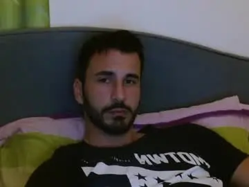 Chaturbate Live Sex of hornyasfuckk33