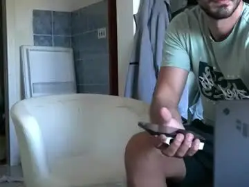 Chaturbate Live Porn of hornyasfuckk33