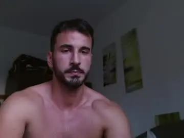 Chaturbate Live Sex of hornyasfuckk33