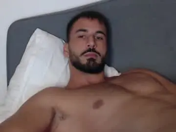 Chaturbate Live Sex Cam of hornyasfuckk33