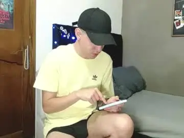 Chaturbate Adult Video Chat of matteo12_