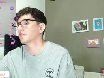 Chaturbate Watch Live Sex Cams of matteo12_