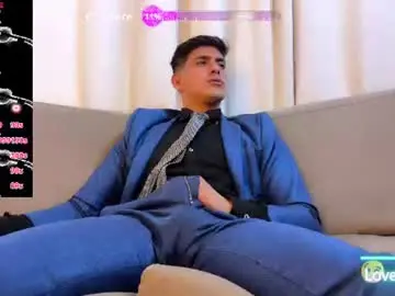 Chaturbate Live Sex of tom_blunt96