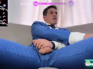 Chaturbate Live Sex Cam of tom_blunt96