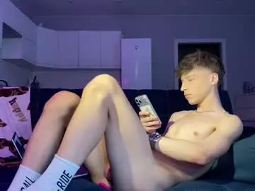 Chaturbate Adult Webcam of andytwinkkk