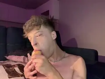 Chaturbate Adult Video Chat of andytwinkkk
