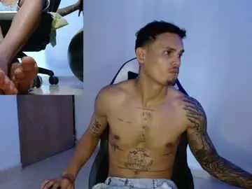 Chaturbate Live Sex Cam of master_black777