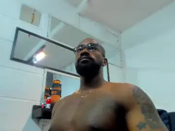 Chaturbate Live Sex Cam of tafari_1