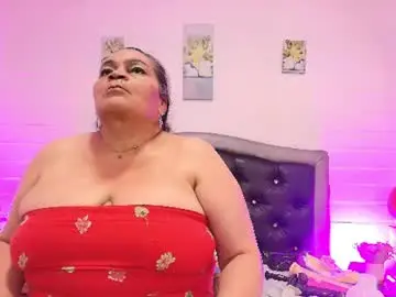 Chaturbate Live Sex Cam of queenmature