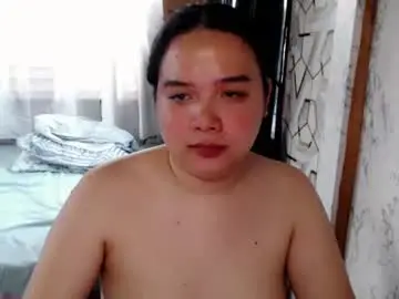 Chaturbate Live Sex Cam of rose_heartfilia