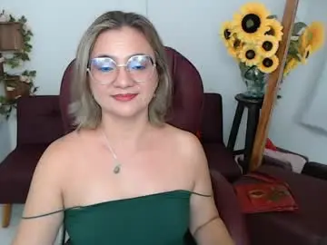 Chaturbate Watch Live Sex Cams of ana_hotmilf