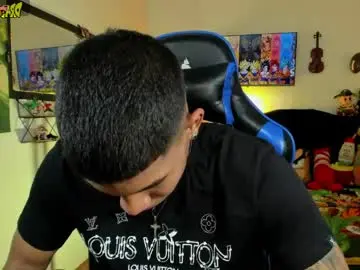 Chaturbate Free Live Porn of damian_latinxxx